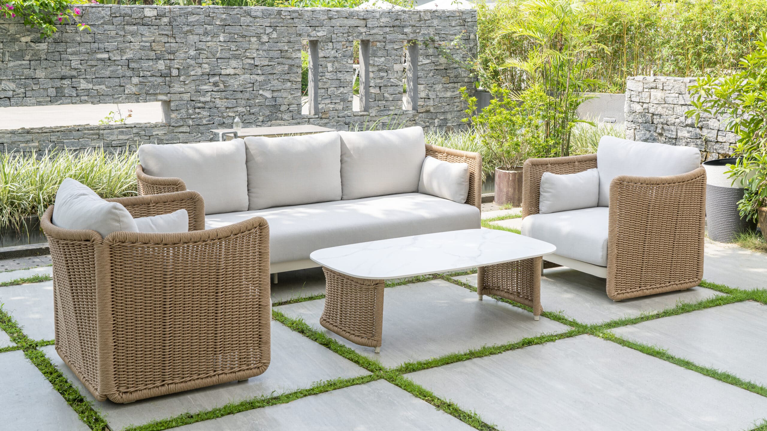 Castelle Sofa 3 Castelle Sofa - Image 3